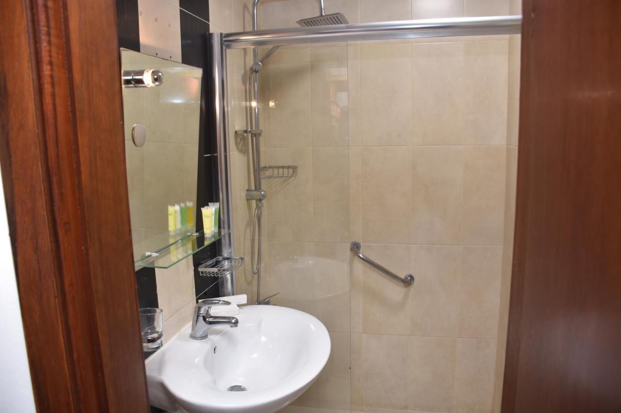 Madison Hotel Amman Zewnętrze zdjęcie