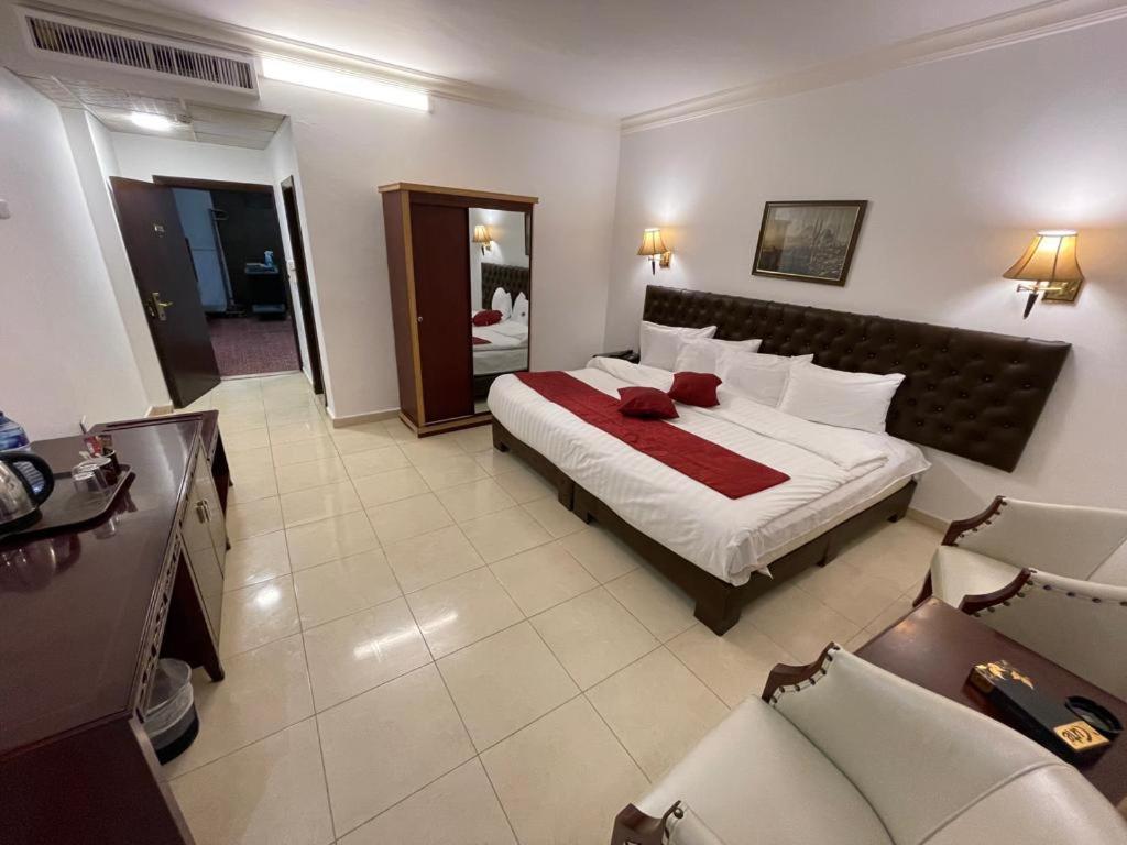 Madison Hotel Amman Zewnętrze zdjęcie